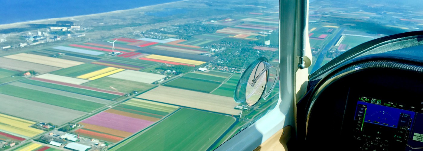 Cockpitview omgeving vliegveld Middenmeer